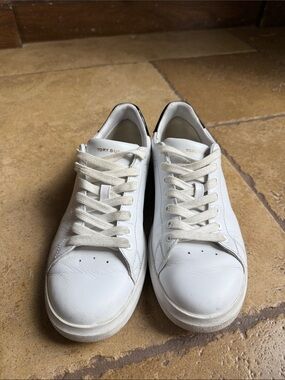 Tory Burch Sneakers